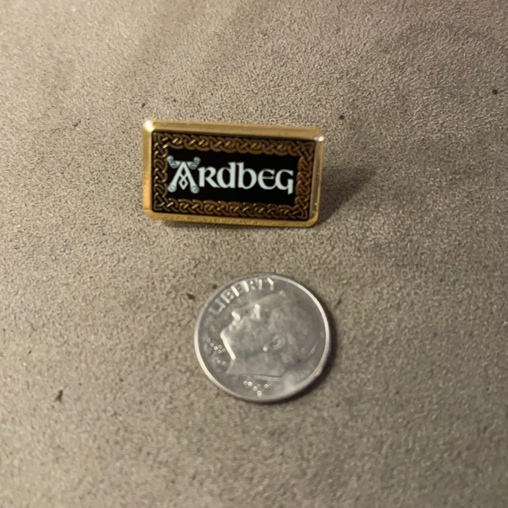 Ardbeg Scotch pin